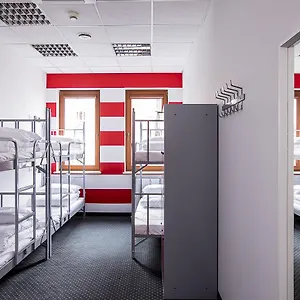 Inbed Warschau
